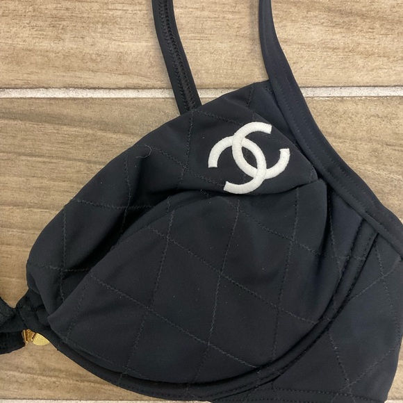 Chanel Bikini - Picture 3 of 6